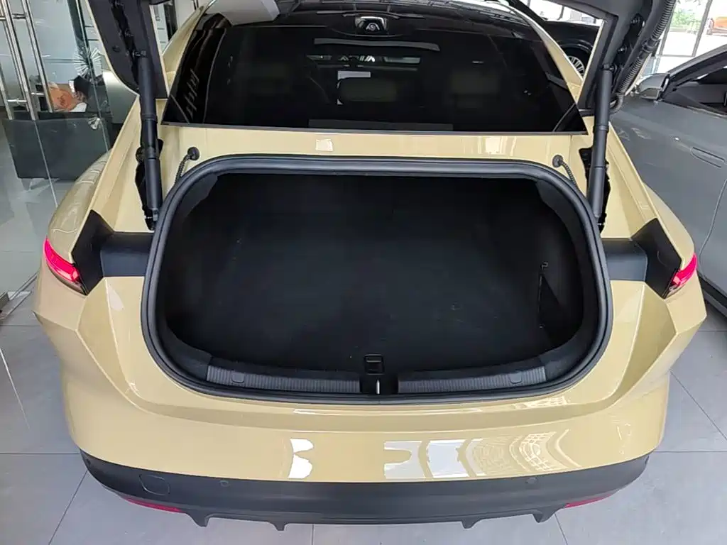 NIO ET5 — миниатюра 19