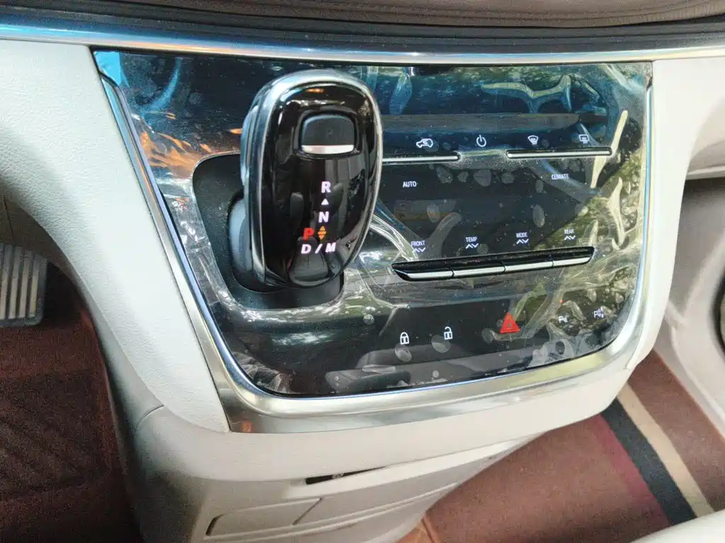 Buick GL8 — миниатюра 17