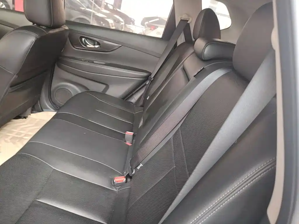 Nissan X-Trail — миниатюра 17