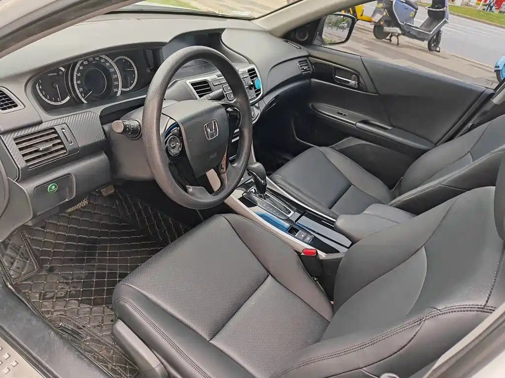 Honda Accord — миниатюра 3