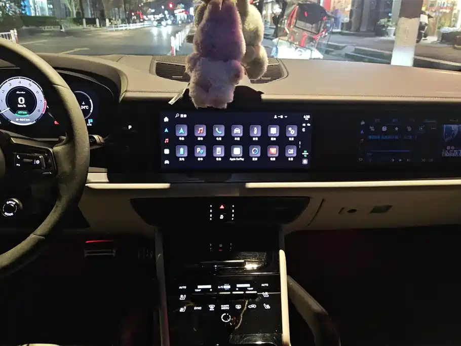 PORSCHE CAYENNE NEW ENERGY