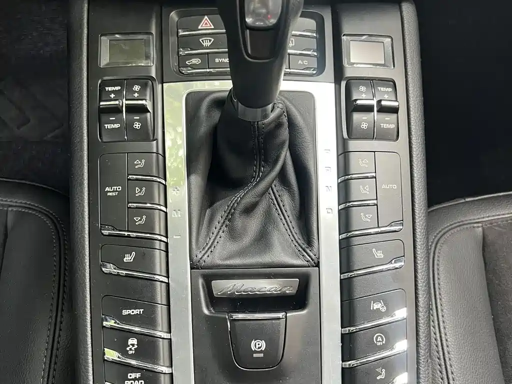 Porsche Macan — миниатюра 12