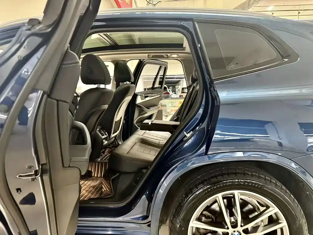 BMW X3 — миниатюра 14