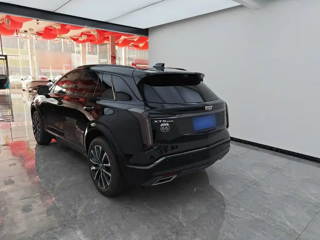 Cadillac XT5 — миниатюра 7