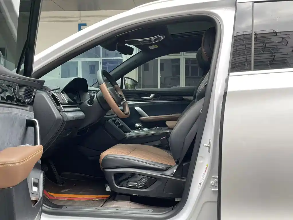 BYD Tang New Energy — миниатюра 7