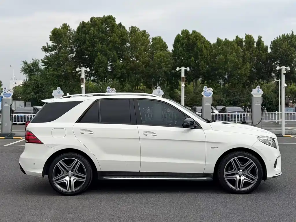 Mercedes-Benz GLE AMG — миниатюра 3
