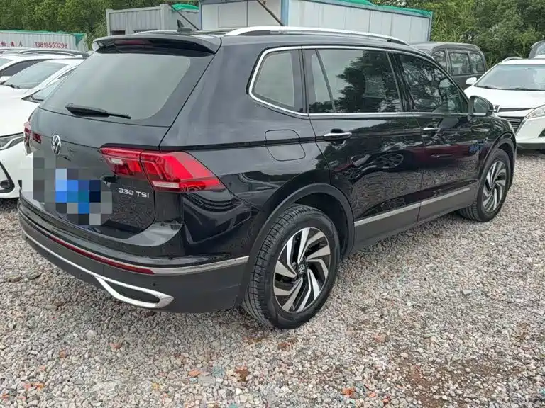 Volkswagen Tiguan L — миниатюра 7