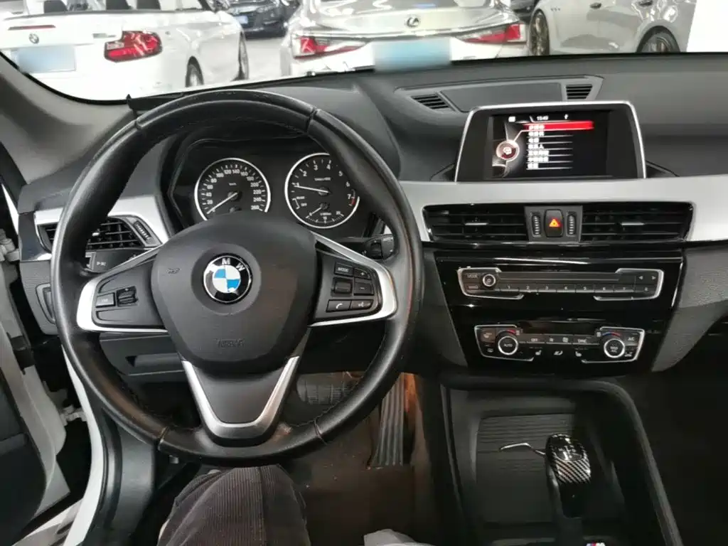 BMW X1 — миниатюра 10