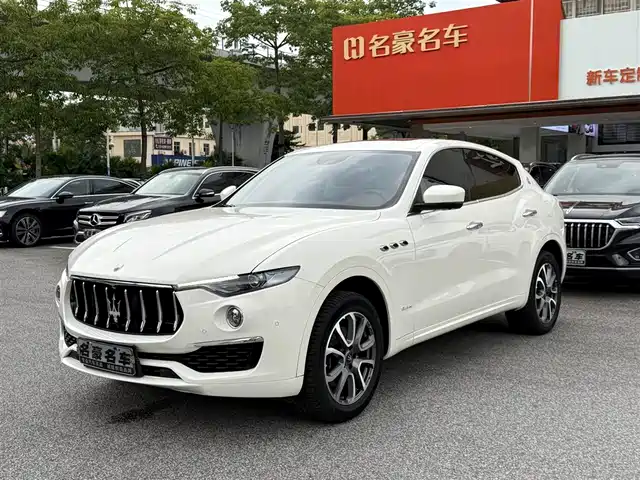 MASERATI LEVANTE 2019