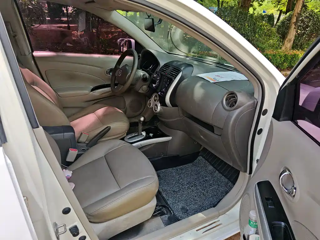 Nissan Sunny — миниатюра 6