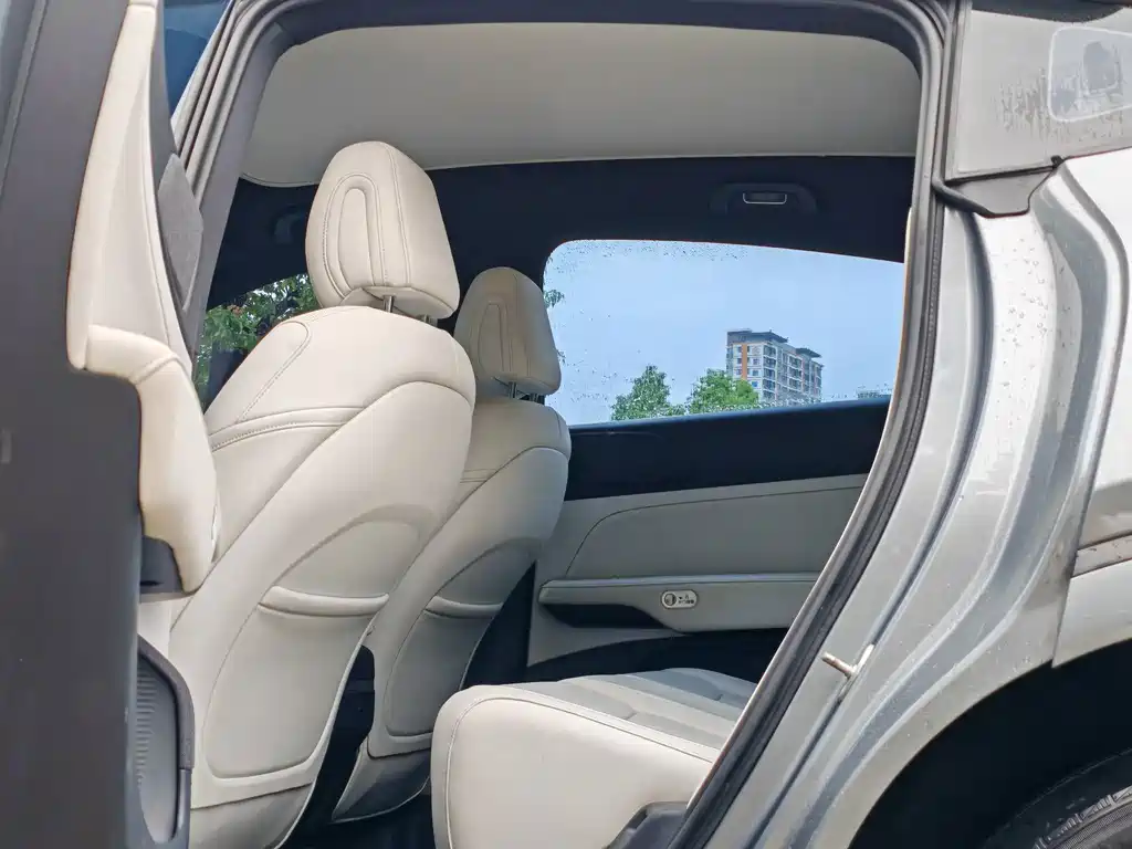 XPeng G6 — миниатюра 7
