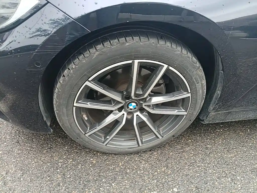 BMW 3 Series — миниатюра 23