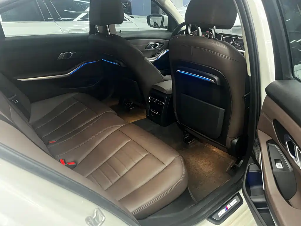 BMW 3 Series — миниатюра 9