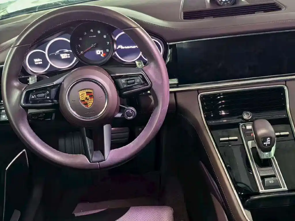 Porsche Panamera — миниатюра 5