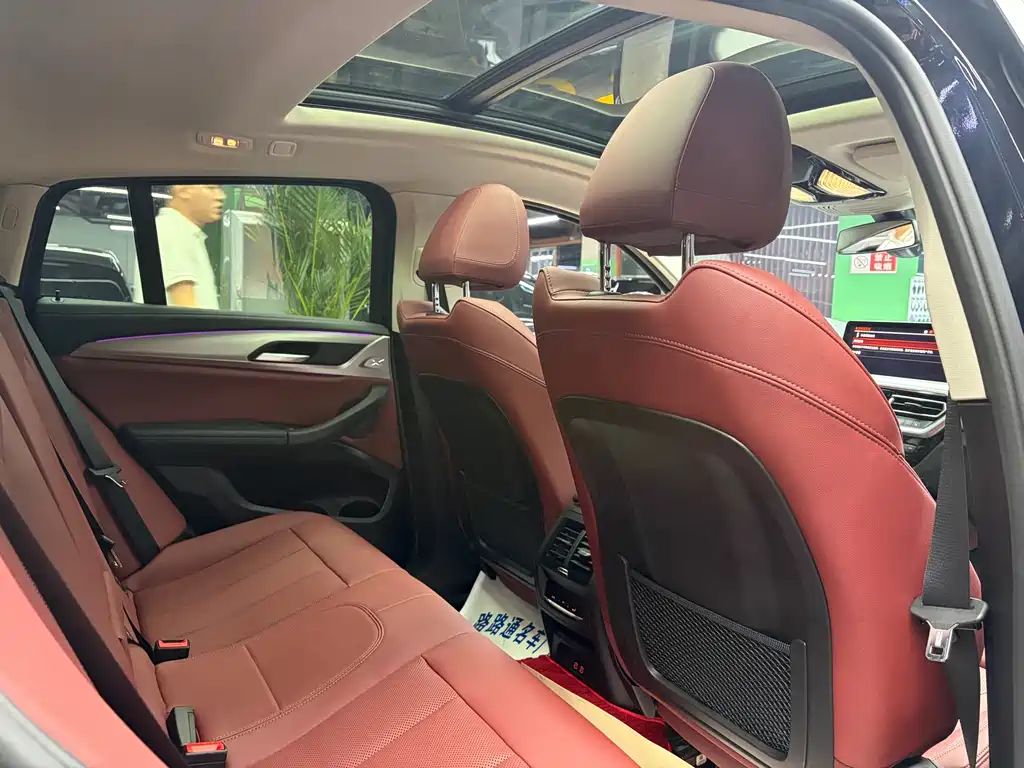 BMW X4 — миниатюра 8