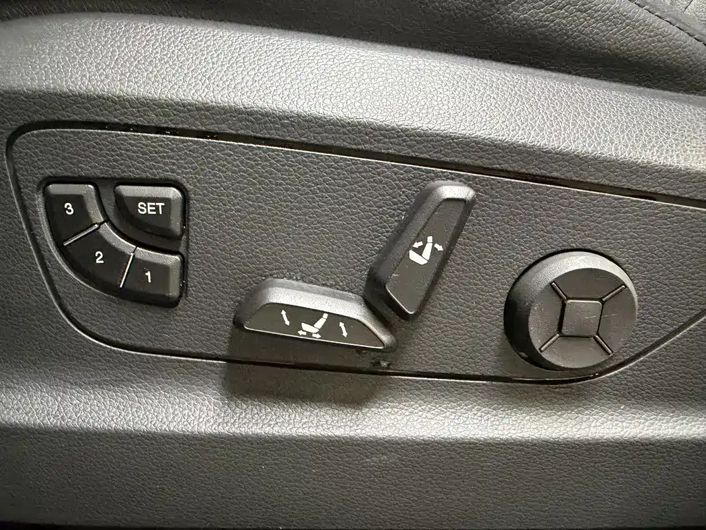 Borgward BX7 — миниатюра 32