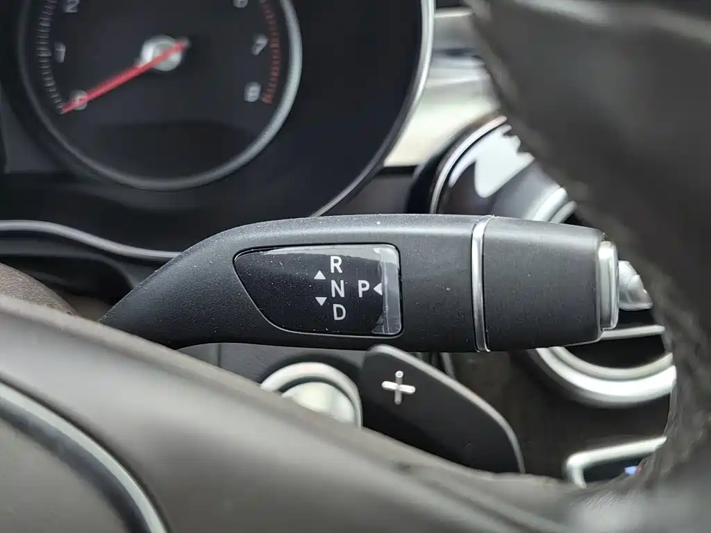 Mercedes-Benz GLC — миниатюра 13