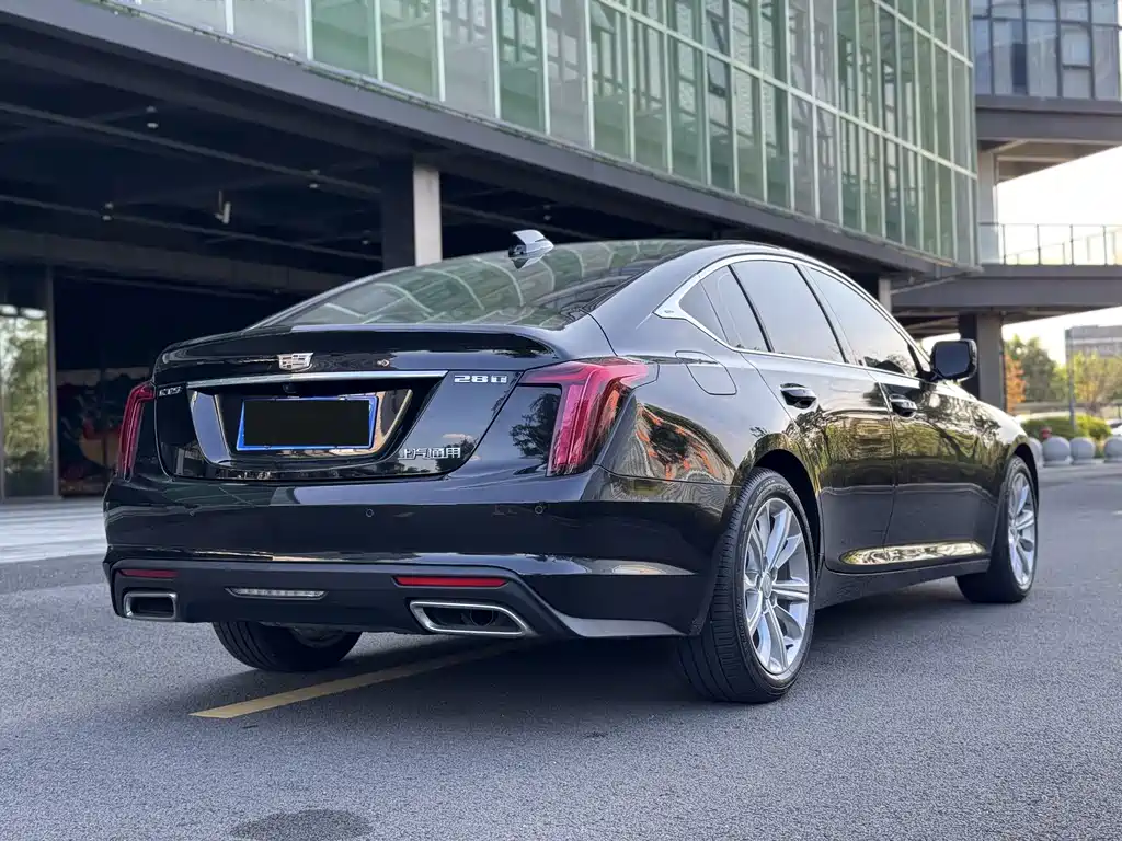 Cadillac CT5 — миниатюра 11