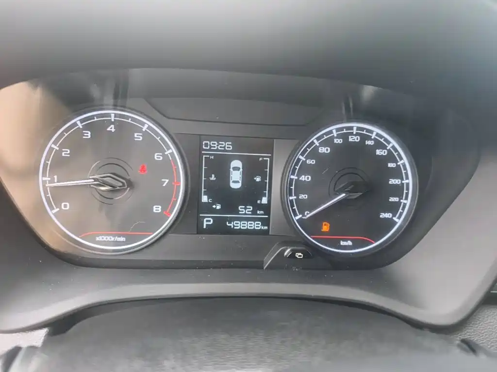Geely Vision X3 — миниатюра 12