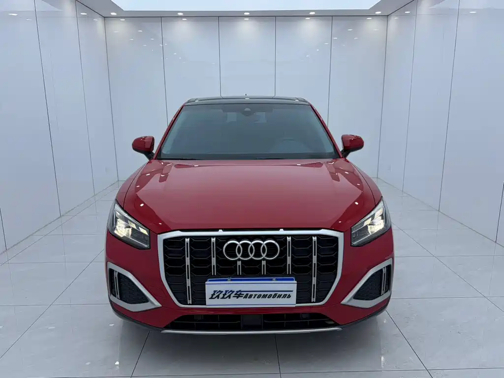 Audi Q2L — миниатюра 2