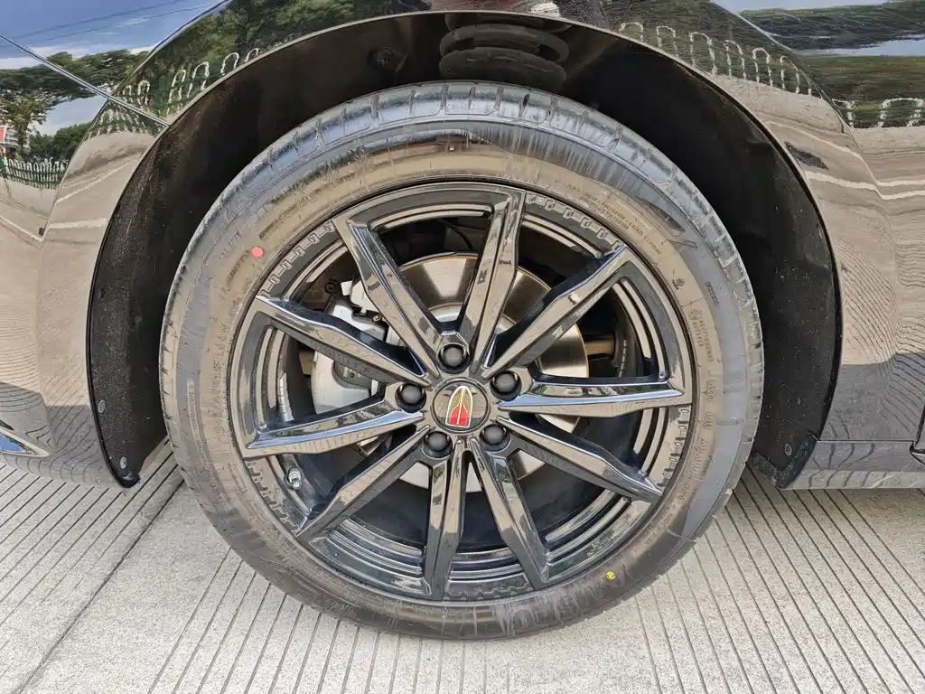 Hongqi Hongqi H5 — миниатюра 7