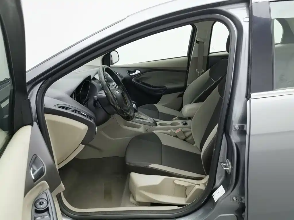 Ford Focus — миниатюра 10