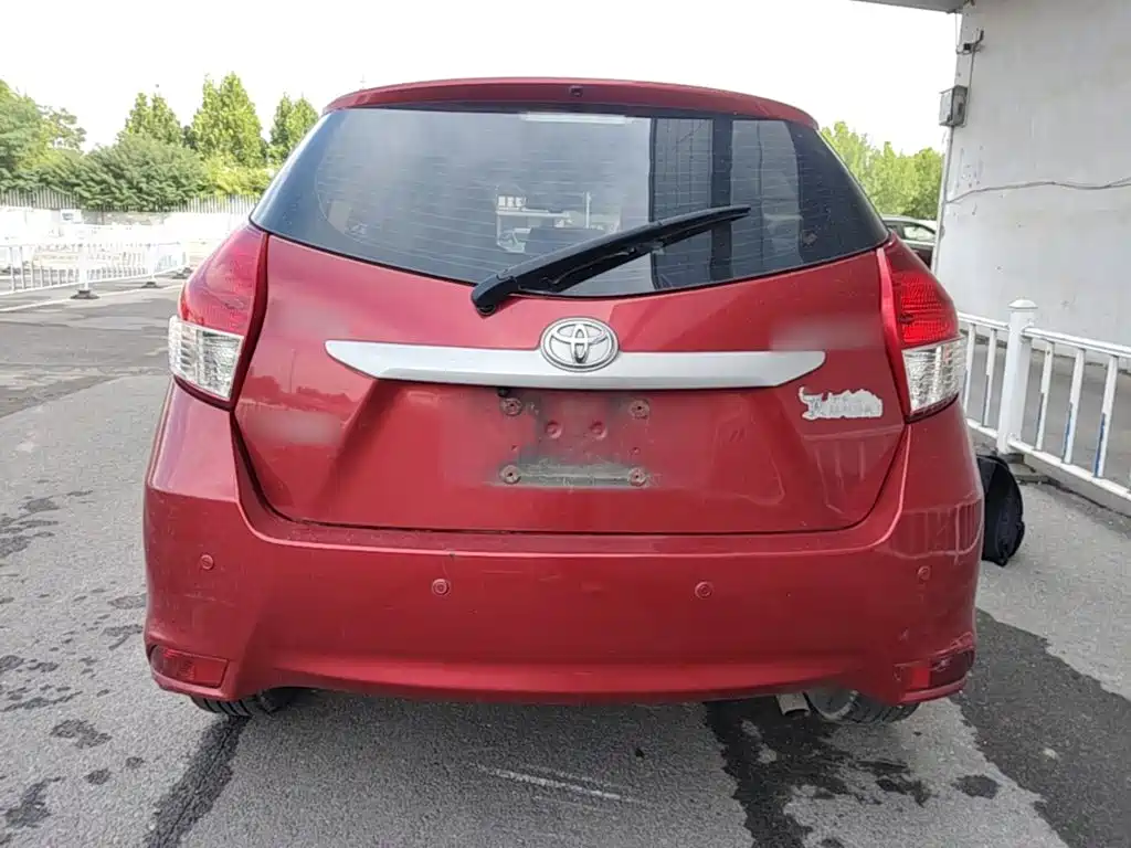 Toyota Yaris L — миниатюра 6
