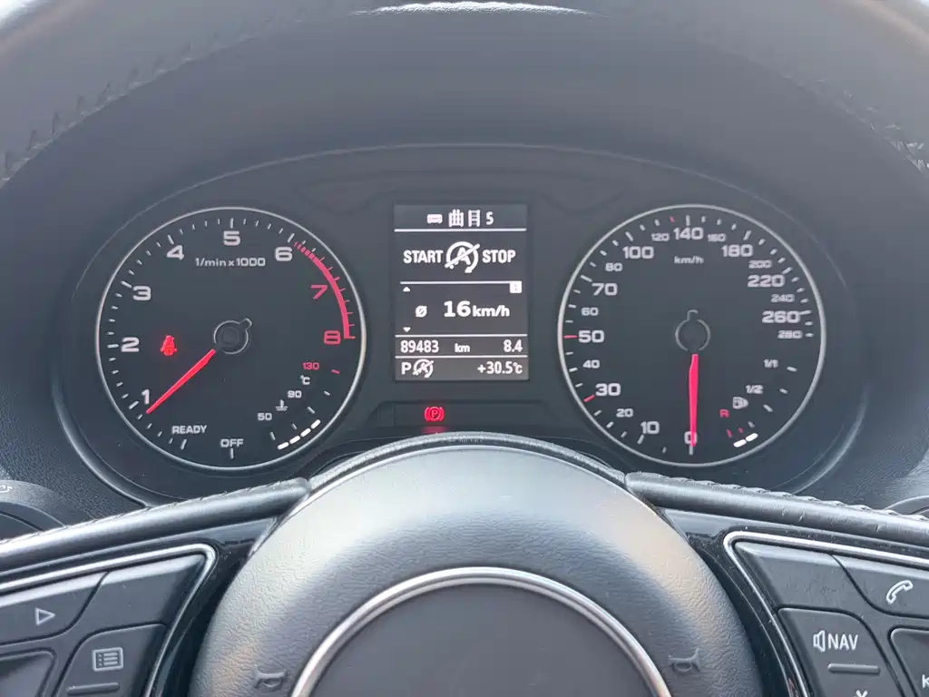 Audi Q2L — миниатюра 10