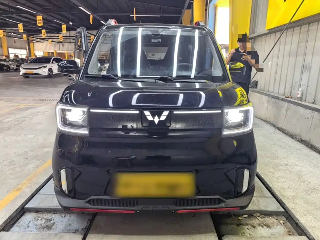 Wuling MINIEV — миниатюра 3