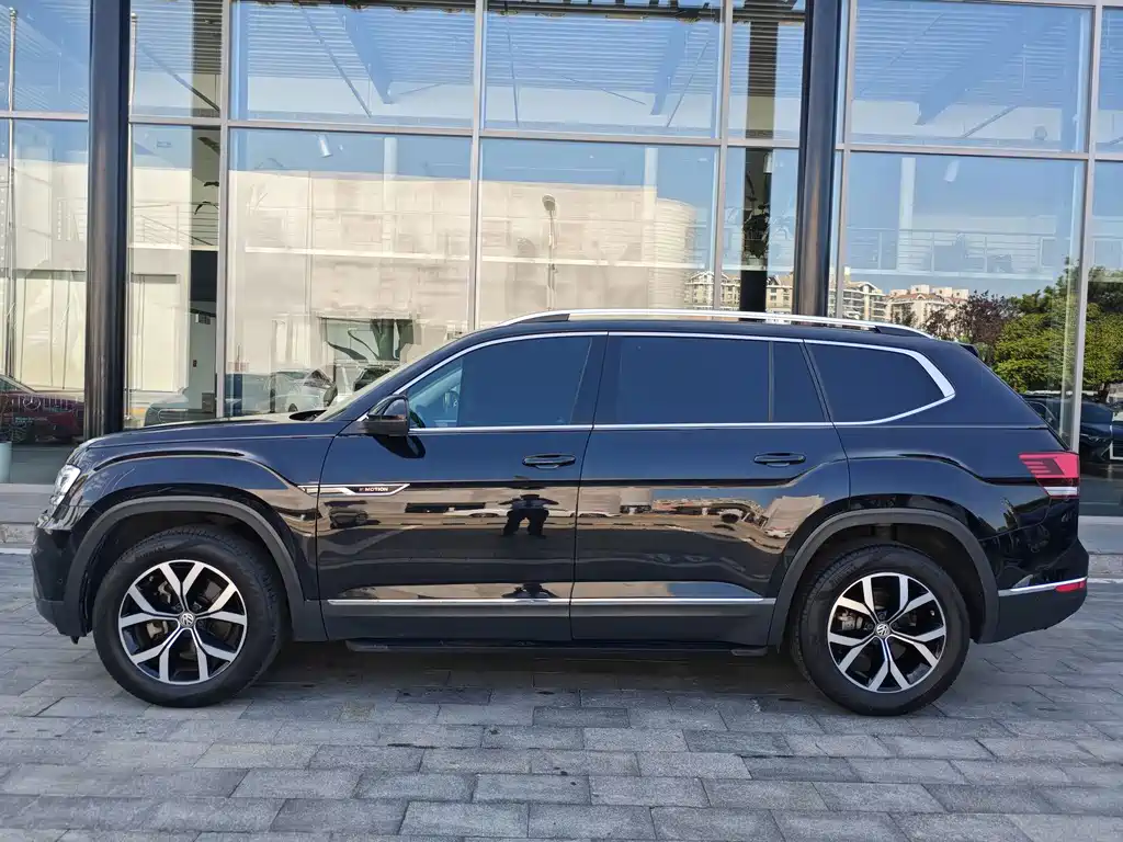 Volkswagen Teramont — миниатюра 3
