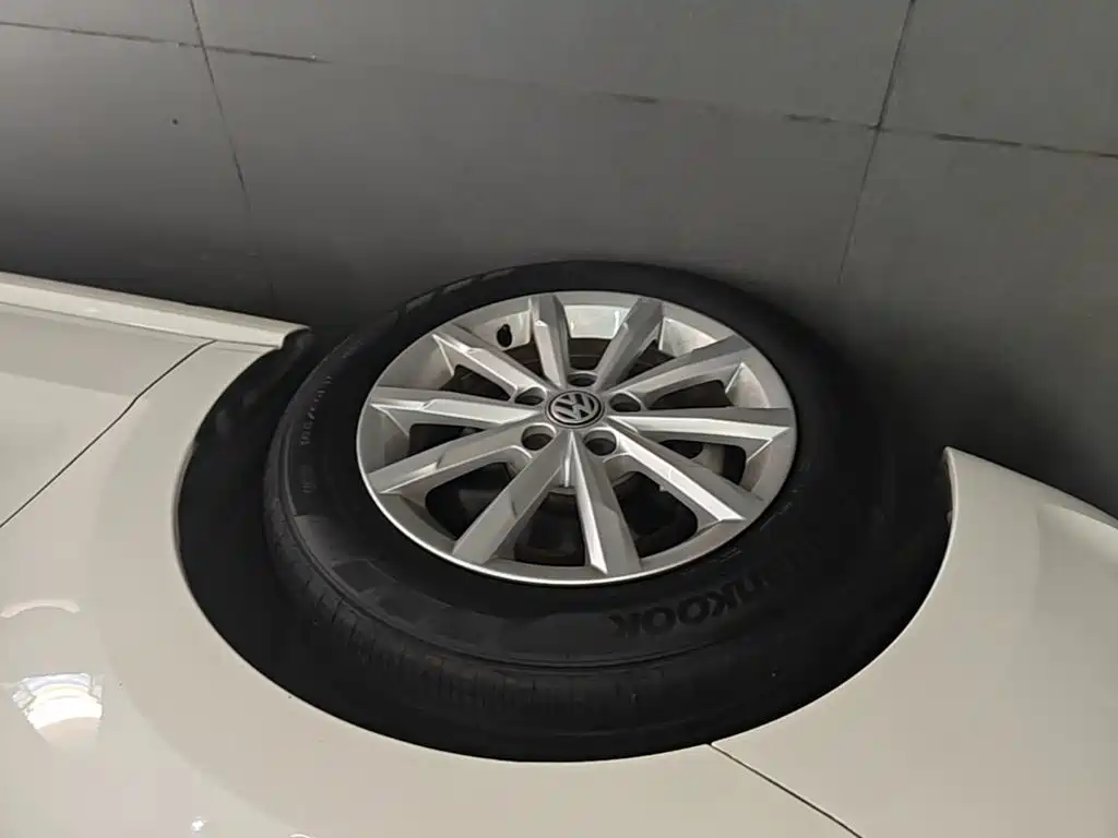 Volkswagen Polo — миниатюра 23