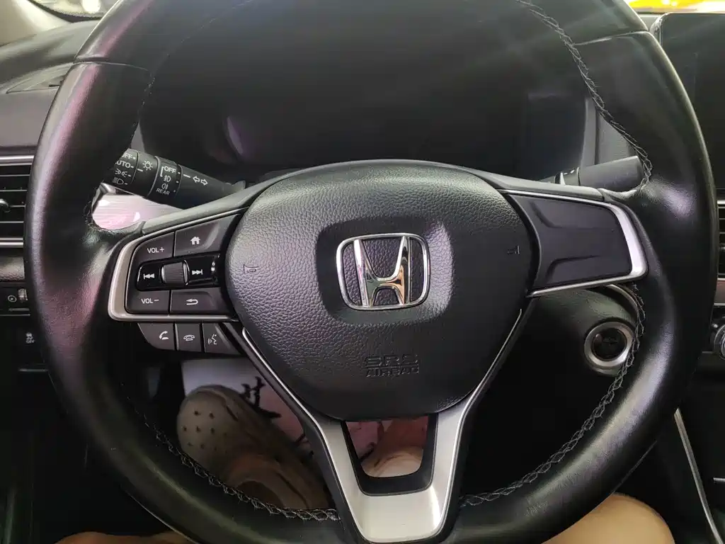 Honda Accord — миниатюра 11