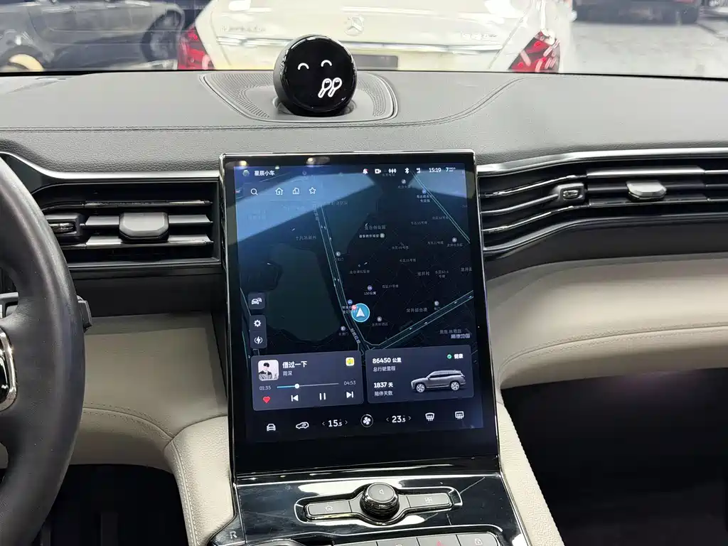 NIO ES8 — миниатюра 16