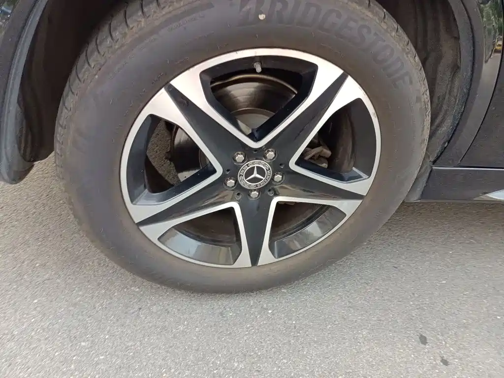 Mercedes-Benz GLE New Energy — миниатюра 8
