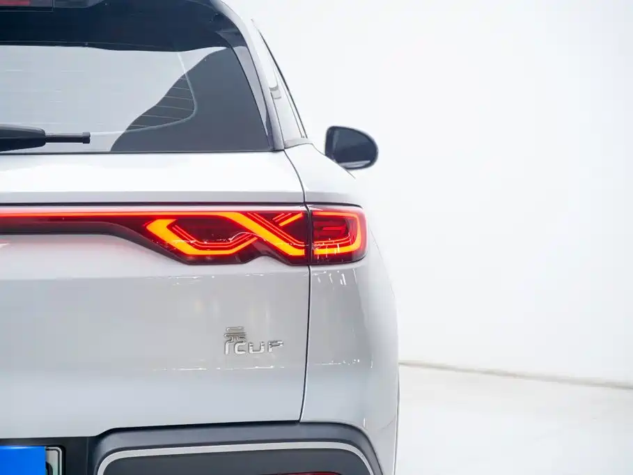 BYD Yuan UP — миниатюра 12