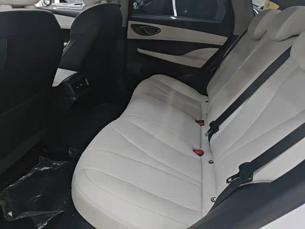 BYD Seal 05 DM-i — миниатюра 17