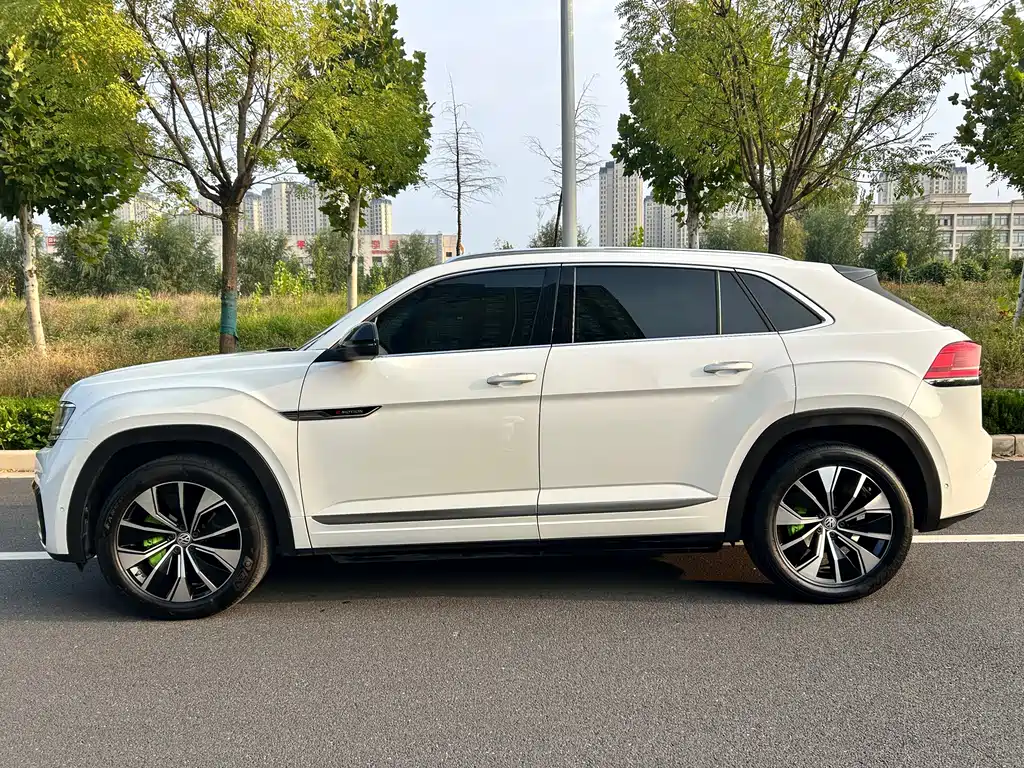 Volkswagen Teramont — миниатюра 4