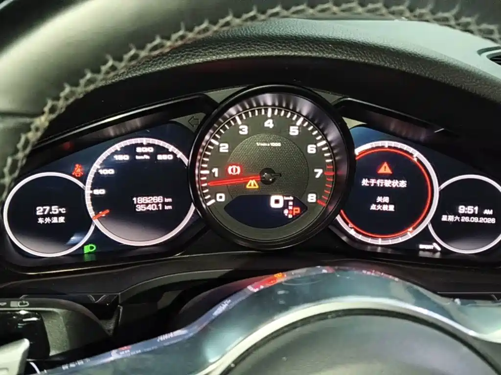 Porsche Cayenne — миниатюра 12