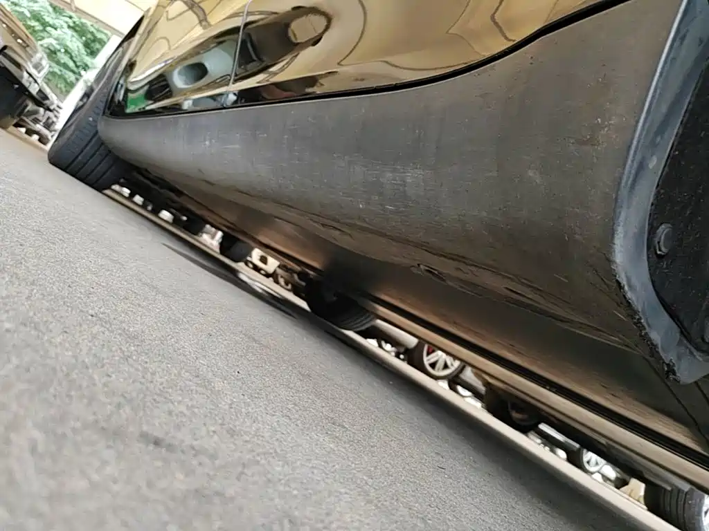 Tesla Model Y — миниатюра 22