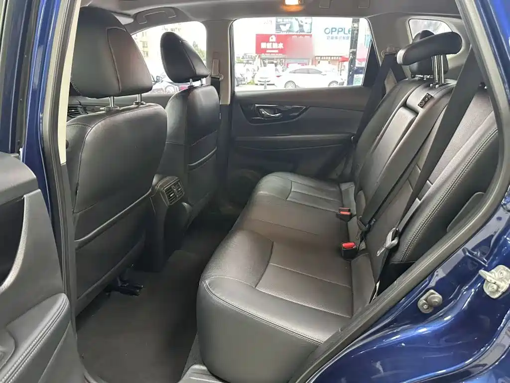 Nissan X-Trail — миниатюра 14