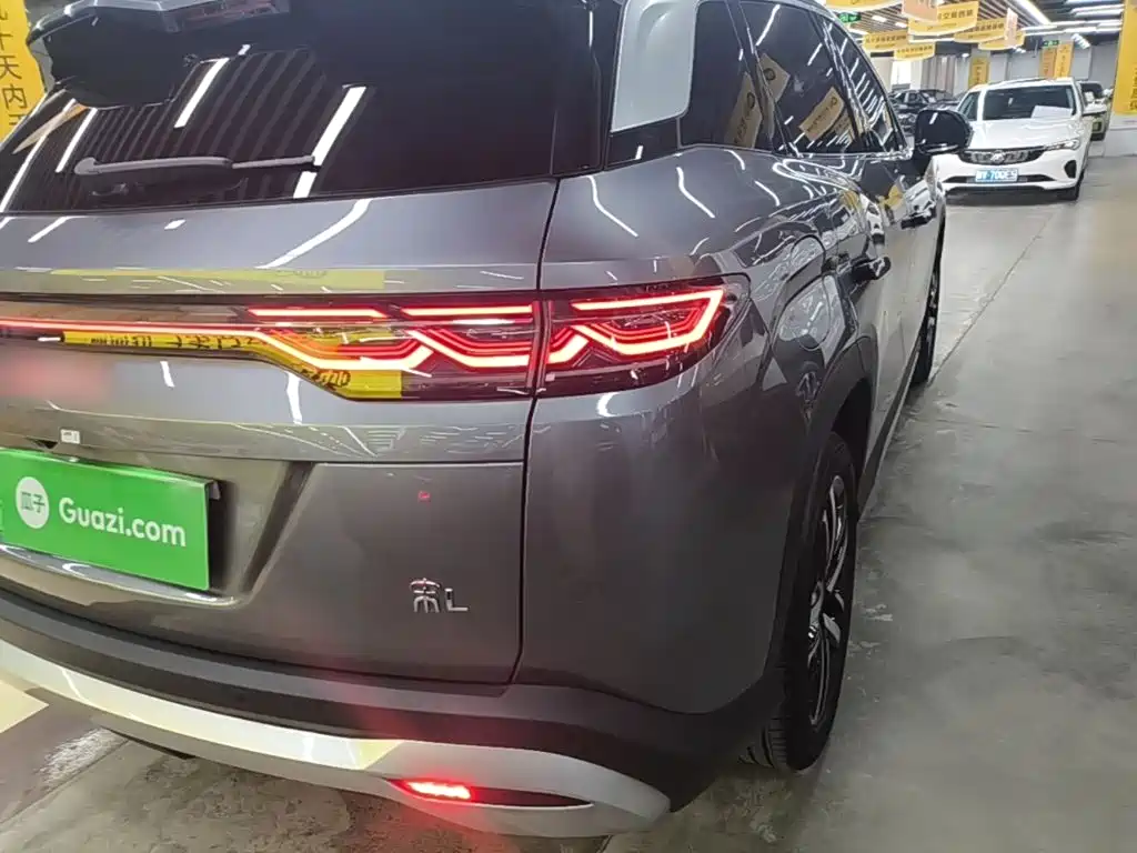 BYD L DM-i — миниатюра 8