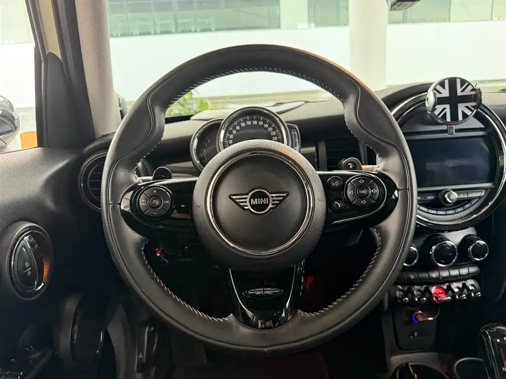 MINI Mini — миниатюра 12