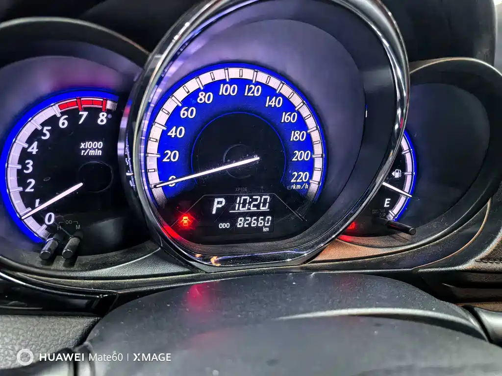 Toyota Yaris L — миниатюра 2