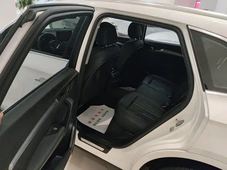 Audi Q5L — миниатюра 6
