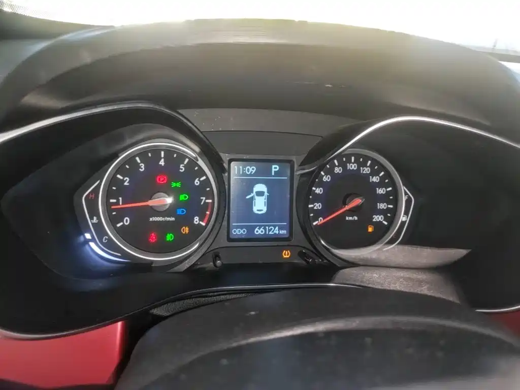 BAIC Senova X35 — миниатюра 12