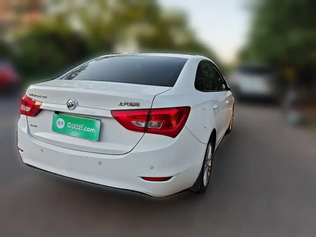 Buick Excelle — миниатюра 6