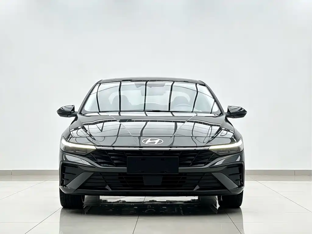 Hyundai Elantra — миниатюра 3