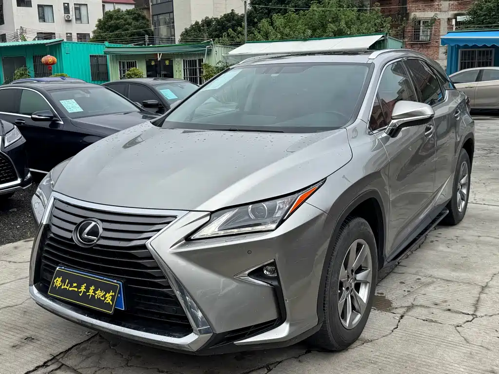 Купить Lexus RX