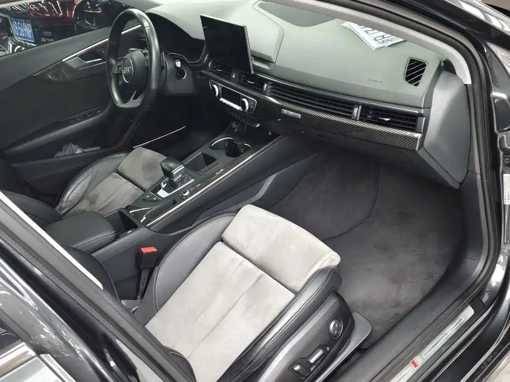 Audi A4L — миниатюра 4