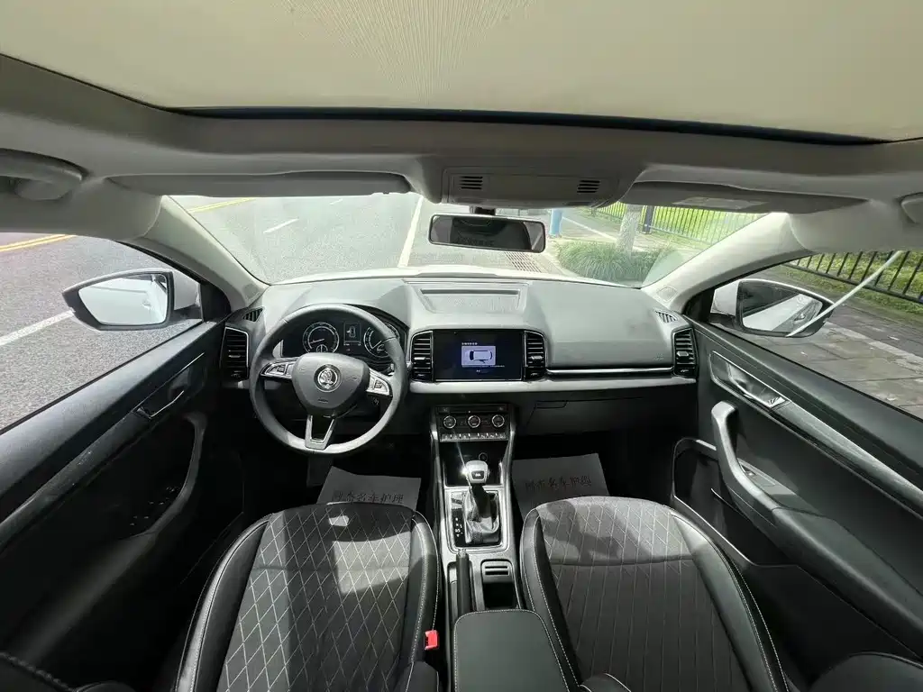 Skoda Karoq — миниатюра 7